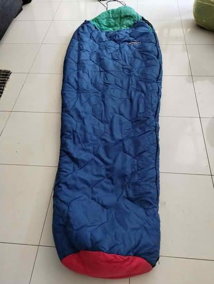 Photo of free Ajungalak adult sleeping bag (Karawara 6152) #1