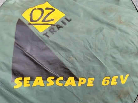 Photo of free 6-berth tent (Karawara 6152) #1