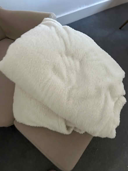 Photo of free Two huge white fluffy blankets (ware SG12) #2