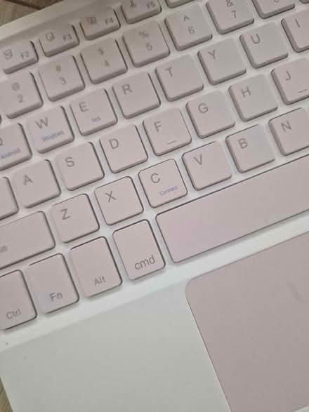 Photo of free Headphones and portable keyboard (Isleworth TW7) #3