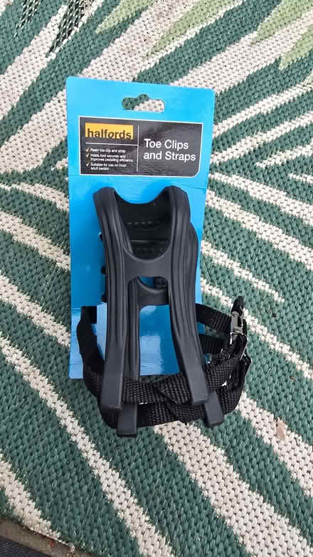 Photo of free Halfords Bicycle toe clips and Straps (Hawkwell SS5) #1
