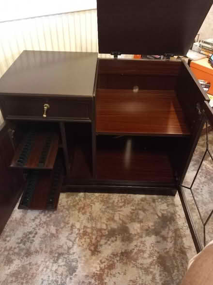 Photo of free Wooden low hi-fi cabinet with lift-top (Sundon Park LU3) #2