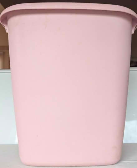 Photo of free Wastepaper basket (Amherst) #1