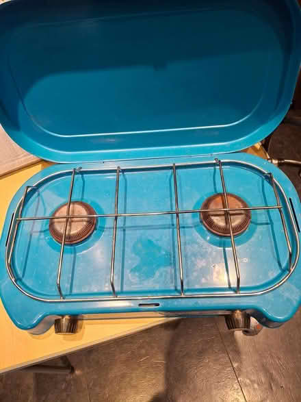 Photo of free gas bottle & burner (cr04df) #1