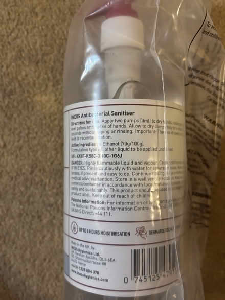 Photo of free Moisturising, antibacterial hand sanitiser 500ml (Puckeridge SG11) #2