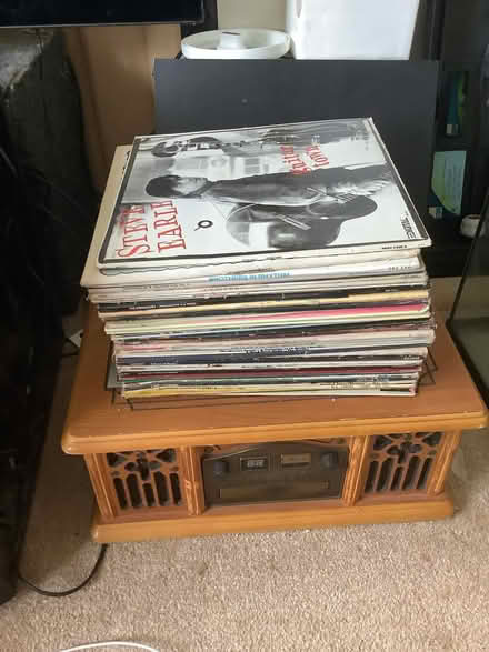Photo of free cd/ radio/ record player (exmouth, EX8) #1
