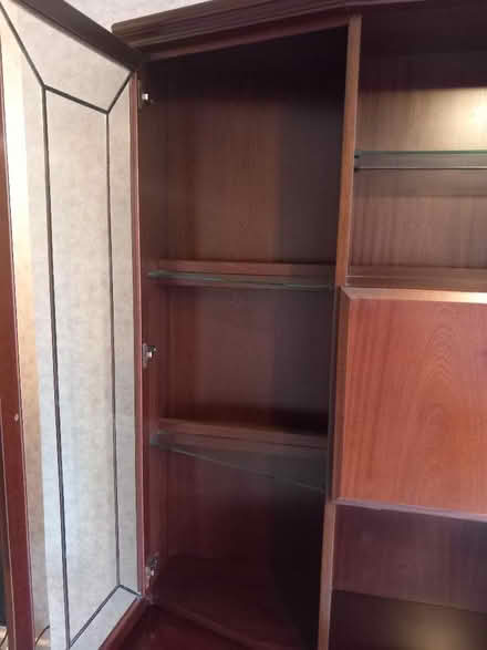 Photo of free Lovely wooden display cabinet with drinks cupboard (Sundon Park LU3) #2