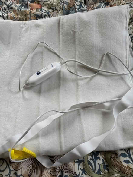 Photo of free Electric under blanket (Cambridge/Royston) #2
