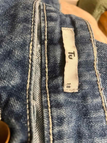 Photo of free Bundle Ladies Jeans and shorts, size 18-20 (High Bentham LA2) #2