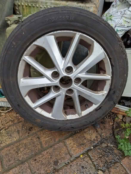 Photo of free Toyota buckled alloy wheel (Portslade by Sea BN41) #1