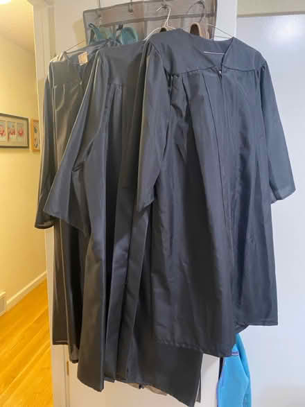 Photo of free Black graduation gowns (Redmond) #1