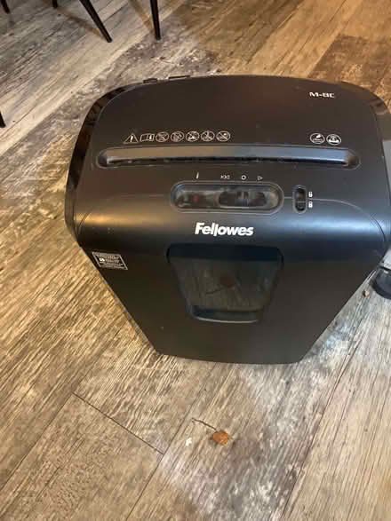 Photo of free Shredder & Performance Oil (Haywards Heath RH16) #1
