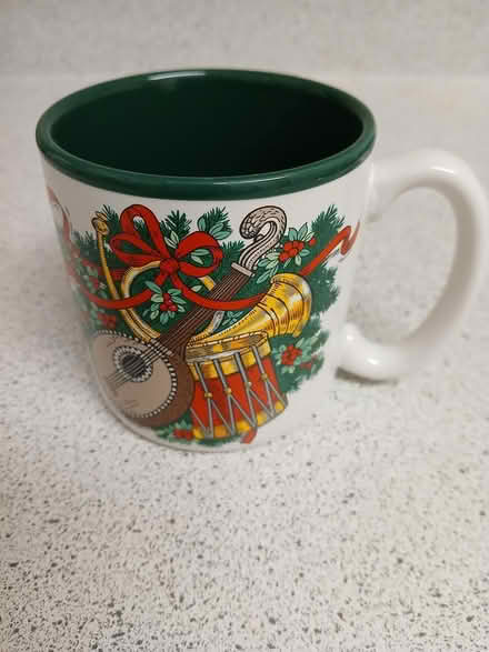 Photo of free Christmas mug (Meadowvale and 401 area) #1