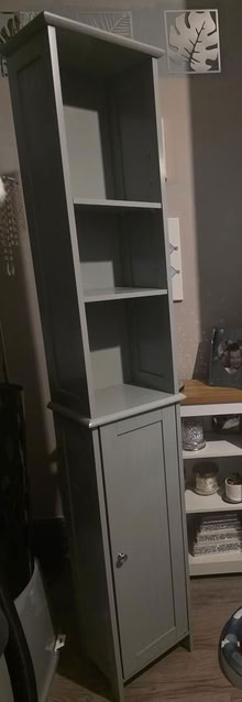 Photo of free Shelf unit/cupboard (DE23) #1