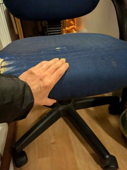 Photo of free Office chair (GU12) #2