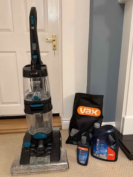 Photo of free VAX Hoover & Attachments (LE7 Ratcliffe on the Wreake) #1