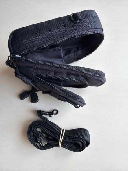 Photo of free Small Camera Bag (Weybridge KT13) #1