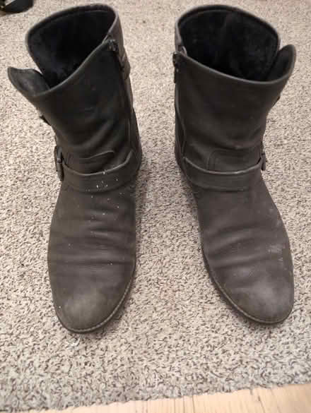 Photo of free Fat Face leather boots women's 40 (BN43) #1