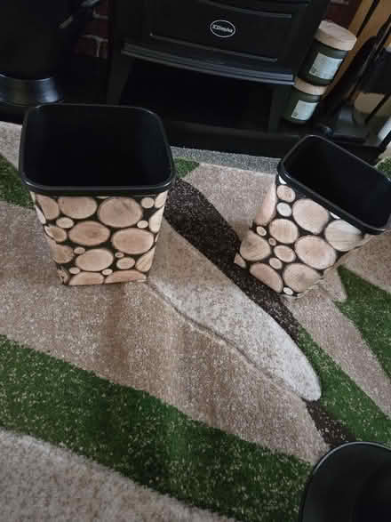 Photo of free Brand new metal bucket. 2 covered bins small. Metal stand wi (Princes End DY4) #2