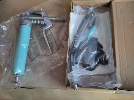 Photo of free Mini grease gun kit (GU24 (Bisley)) #1