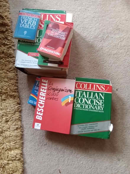 Photo of free French and Italian language books (Chapeltown LS7) #1