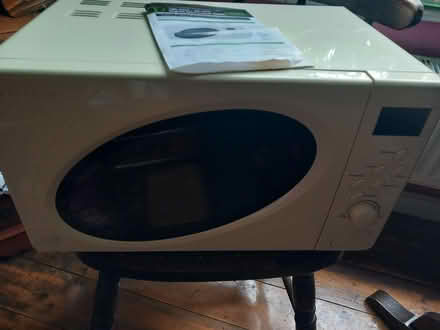 Photo of free Microwave (St. Albans) #1