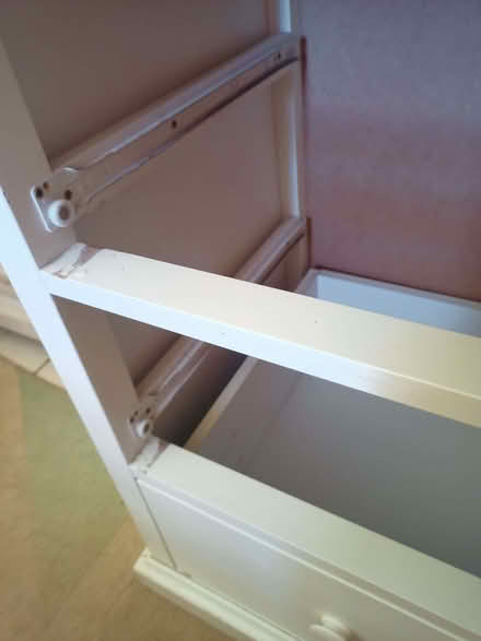 Photo of free Chest of drawers (Southborough TN4) #2