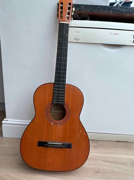Photo of free Guitar (Farlington PO6) #1