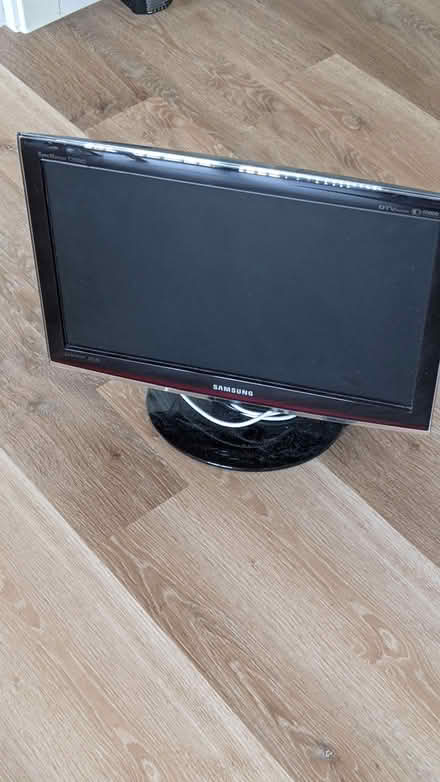 Photo of free 19" Freeview TV no remote (Birchfield B42) #1