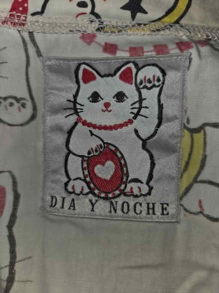 Photo of free Lucky cat kimono by Dia Y Noche (Uphams Corner dorchester) #1