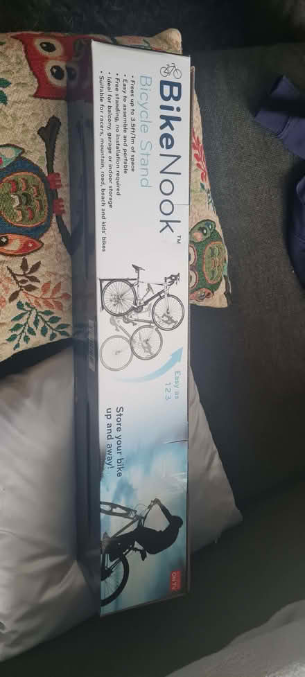 Photo of free Unopened vertical Bike Stand (Stroud Green N4) #1