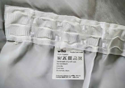 Photo of free Net curtain and adjustable pole (Lutterworth LE17) #2