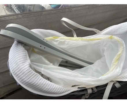 Photo of free Grey wicker Moses basket (New Malden KT3) #4