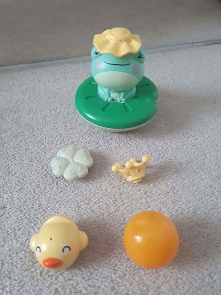 Photo of free Frog bath toy (Burgess Park SE5) #3