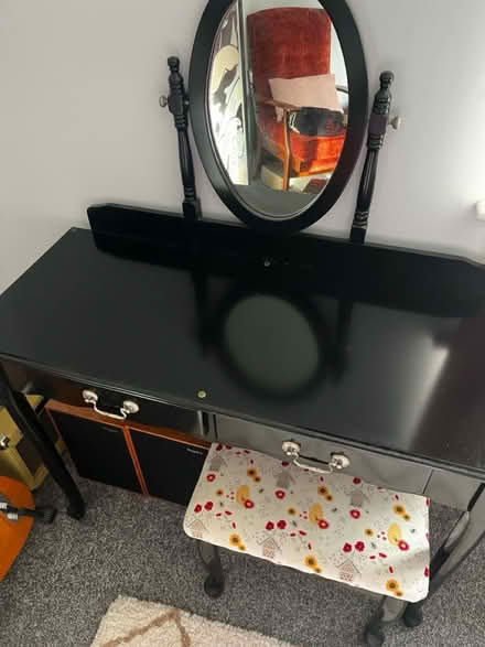 Photo of free Black dresser and stool with mirror (Wye (TN25)) #2