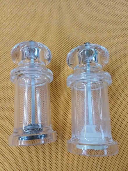 Photo of free Salt and Pepper Grinders (Cherwell Heights OX16) #1