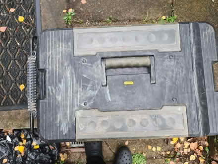 Photo of free Draper tool chest (RG12) #3