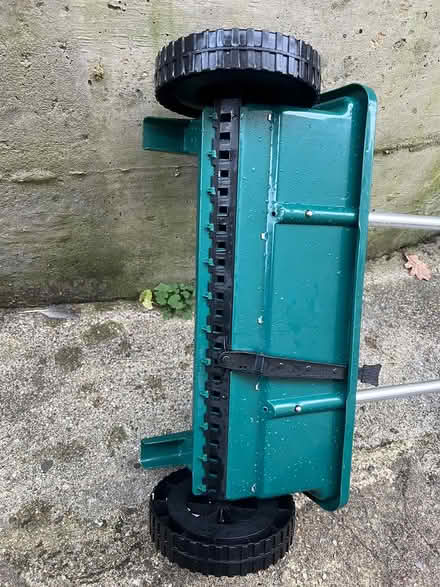 Photo of free Seed/fertilizer spreader (BR6) #2