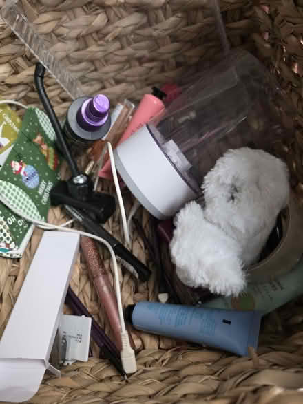 Photo of free Bag of things (Westfield S20) #2