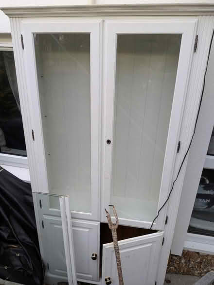 Photo of free Display cabinet (Hatfield AL10) #1