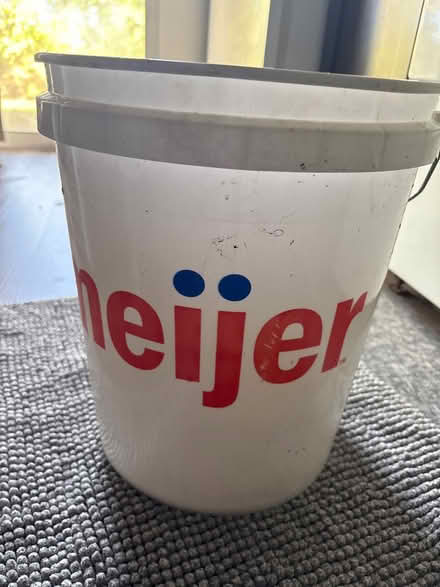 Photo of free 5 gallon bucket (Walled Lake) #1