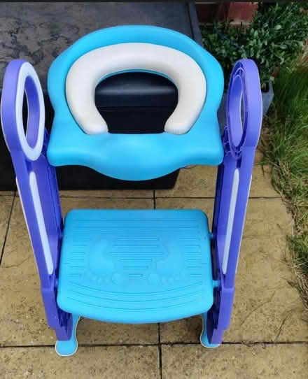 Photo of free Toilet ladder/trainer (Great Denham MK40) #1