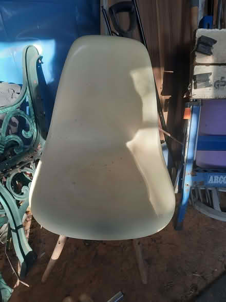 Photo of free Beige plastic chair (Caldecott OX14) #1