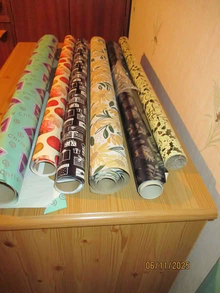 Photo of free Wrapping paper - 6 rolls. (Bixley IP5) #1