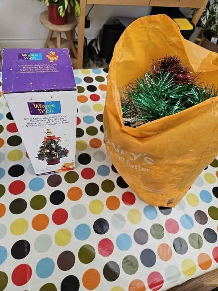 Photo of free Christmas decorations (Camden) #2
