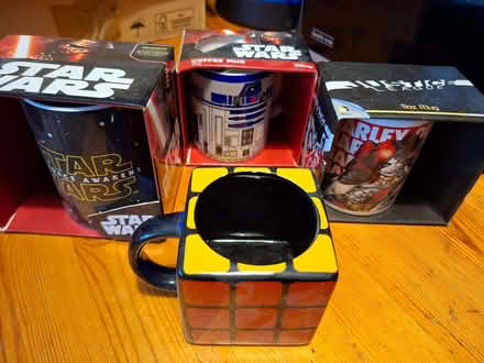 Photo of free Star wars, rubik cubeJustice League mugs (Sainsburys GL52) #1