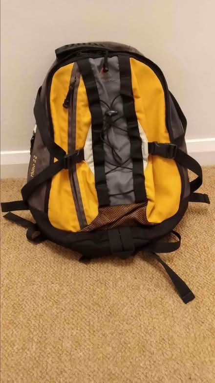 Photo of free Small 22l Wynnster rucksack (Albert Park M20) #1