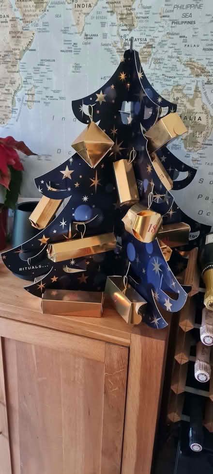 Photo of free Advent calendar(empty) (Waddesdon HP18) #4