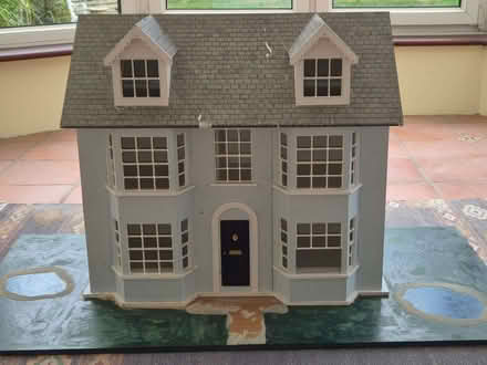 Photo of free Doll's House and furniture (New Malden KT3) #1