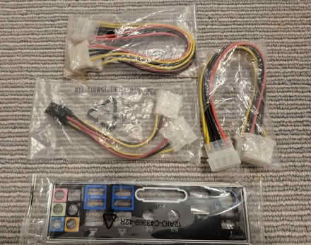 Photo of free Molex power connecters (Mosborough S20) #1